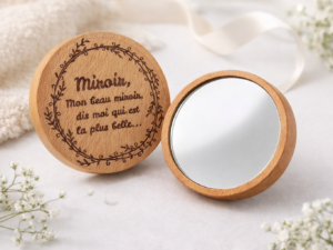 Miroir de courtoisie en bois